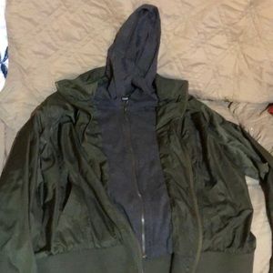 Stylish bomber jacket with faux layered look